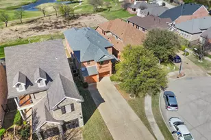 1056 Kaylie St, Grand Prairie, TX 75052 - Photo 31