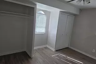 2937 Laramie St, Irving, TX 75062 - Photo 9