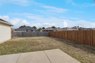 1328 Marvin Gardens, Lancaster, TX 75134 - Photo 33