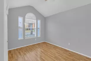 202 Matlock Meadow Dr, Arlington, TX 76002 - Photo 13