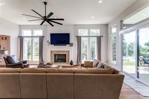 1757 Country Club Rd, Bowie, TX 76230 - Photo 9