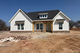 160 Oak Grv Wy, Springtown, TX 76082 - Photo 1