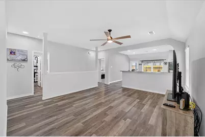 1706 Jude Drive, Ennis, TX 75119 - Photo 9