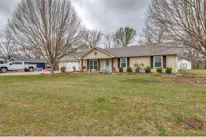 1013 Waterford Drive, Waxahachie, TX 75167 - Photo 3