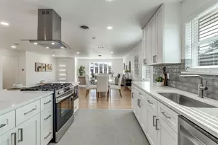 8453 Sweetwater Dr, Dallas, TX 75228 - Photo 9