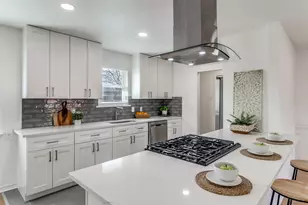 8453 Sweetwater Dr, Dallas, TX 75228 - Photo 7