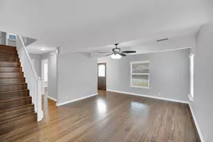 103 Olive St, Waxahachie, TX 75165 - Photo 5