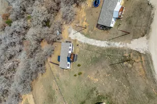 344 Hometown Wy, Springtown, TX 76082 - Photo 13