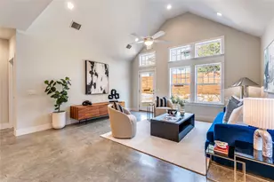 661 Bishop Heights Ln, Dallas, TX 75208 - Photo 5