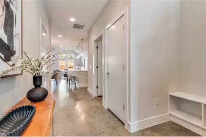 661 Bishop Heights Lane, Dallas, TX 75208 - Photo 3