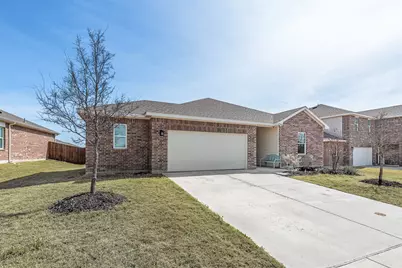 2544 Sanders Creek Drive, Glenn Heights, TX 75154 - Photo 3