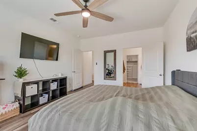 2544 Sanders Creek Drive, Glenn Heights, TX 75154 - Photo 13