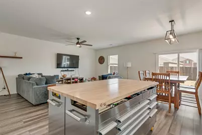 2544 Sanders Creek Drive, Glenn Heights, TX 75154 - Photo 11