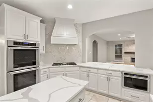 7804 Baywood Ct, North Richland Hills, TX 76182 - Photo 7