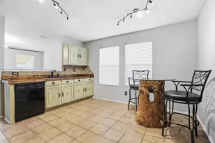 521 Oriel Cir, Crowley, TX 76036 - Photo 13