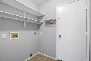 521 Oriel Cir, Crowley, TX 76036 - Photo 17