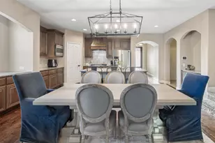 2300 Holder Dr, Euless, TX 76039 - Photo 11