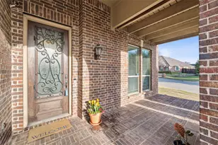 2300 Holder Dr, Euless, TX 76039 - Photo 3