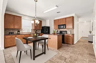 713 Dickerson Ln, Mansfield, TX 76063 - Photo 11