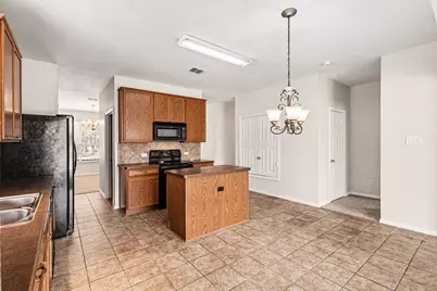 713 Dickerson Lane, Mansfield, TX 76063 - Photo 5