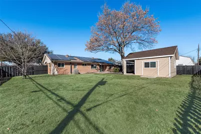 1725 Acosta Street, Grand Prairie, TX 75051 - Photo 19