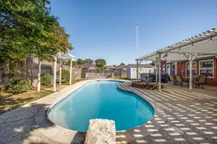 1719 Falcon Dr, Corinth, TX 76210 - Photo 25