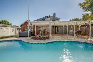 1719 Falcon Dr, Corinth, TX 76210 - Photo 23