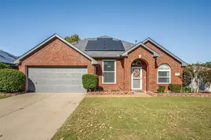 1719 Falcon Dr, Corinth, TX 76210 - Photo 1