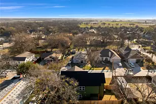 414 Wilson St, McKinney, TX 75069 - Photo 33