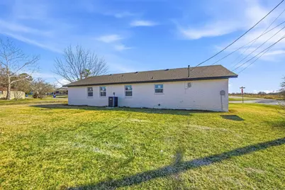 1001 Newby Avenue, Bridgeport, TX 76426 - Photo 25