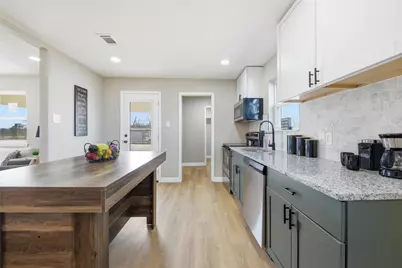 1001 Newby Avenue, Bridgeport, TX 76426 - Photo 9