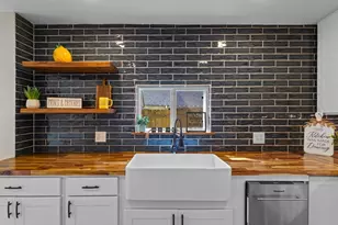 405 E 9th St, Kemp, TX 75143 - Photo 11