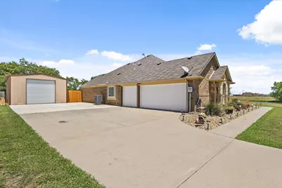 6400 Ridgerock Drive, Sanger, TX 76266 - Photo 33