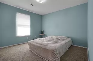 736 W Colony Dr, Arlington, TX 76001 - Photo 15