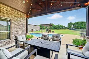 686 Cypress Point Dr, Gunter, TX 75058 - Photo 29