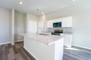 1020 Springview Ln, Mabank, TX 75147 - Photo 5