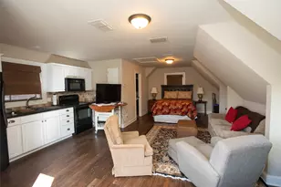 816 Plum St, Graham, TX 76450 - Photo 25