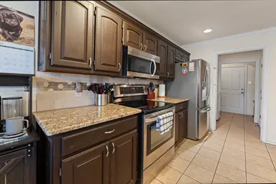 529 McKittrick Court, Godley, TX 76044 - Photo 7