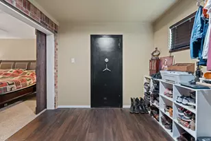 529 McKittrick Ct, Godley, TX 76044 - Photo 17