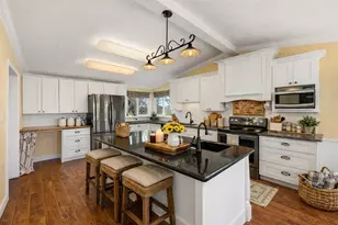 1050 Stadium Dr, Joshua, TX 76058 - Photo 7