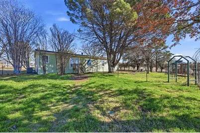 1050 Stadium Drive, Joshua, TX 76058 - Photo 33