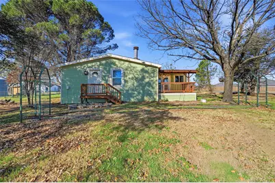 1050 Stadium Drive, Joshua, TX 76058 - Photo 31