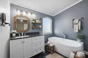 1050 Stadium Dr, Joshua, TX 76058 - Photo 5