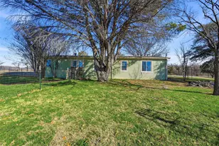 1050 Stadium Dr, Joshua, TX 76058 - Photo 33