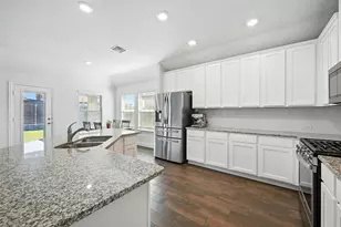 10704 Klondike Ln, Aubrey, TX 76227 - Photo 15