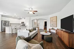 10704 Klondike Ln, Aubrey, TX 76227 - Photo 7