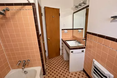 809 Crescent Street, Denton, TX 76201 - Photo 17