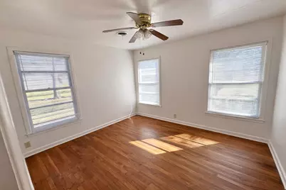 809 Crescent Street, Denton, TX 76201 - Photo 13