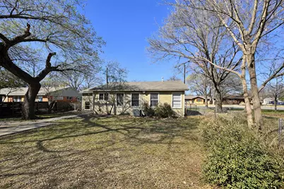809 Crescent Street, Denton, TX 76201 - Photo 21