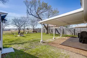 8141 Tumbleweed Trail, White Settlement, TX 76108 - Photo 31